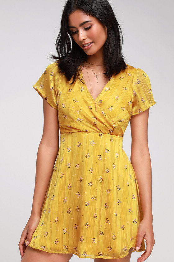Pink Short Formal Floral Dress